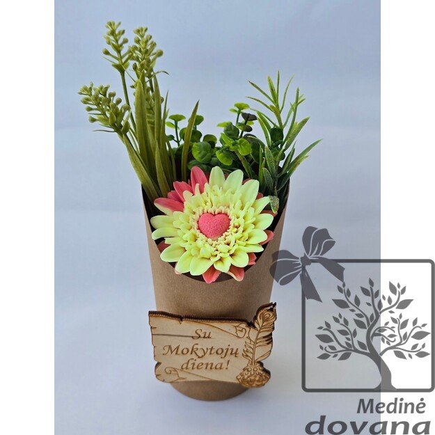 Muilo gėlės puokštė NR.910