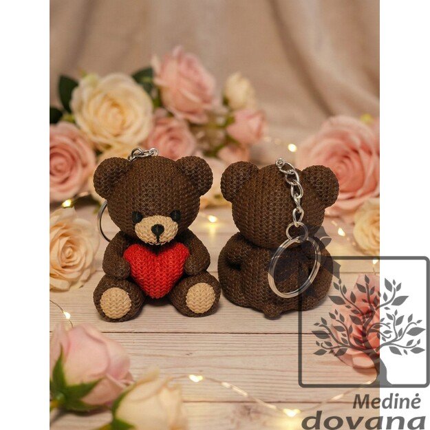 Meilės meškiukas su širdelė