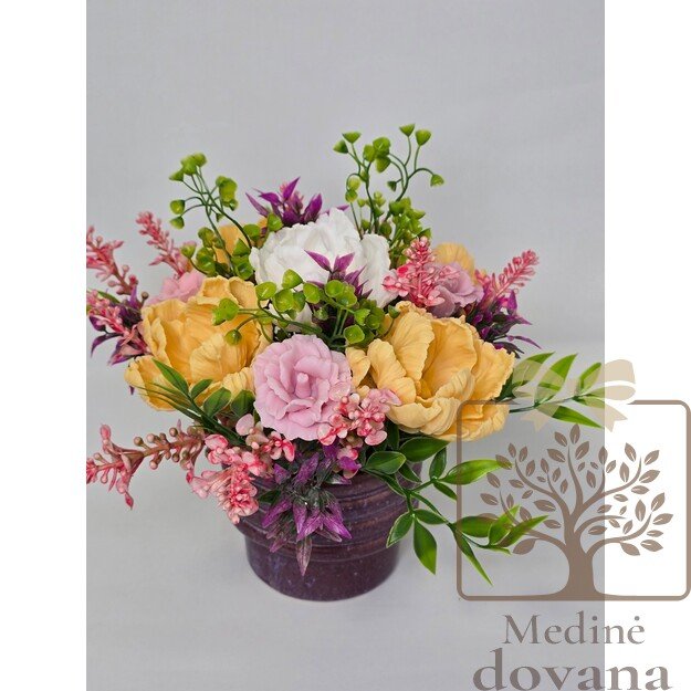 Pastelinės muilo gėlės vazonėlyje