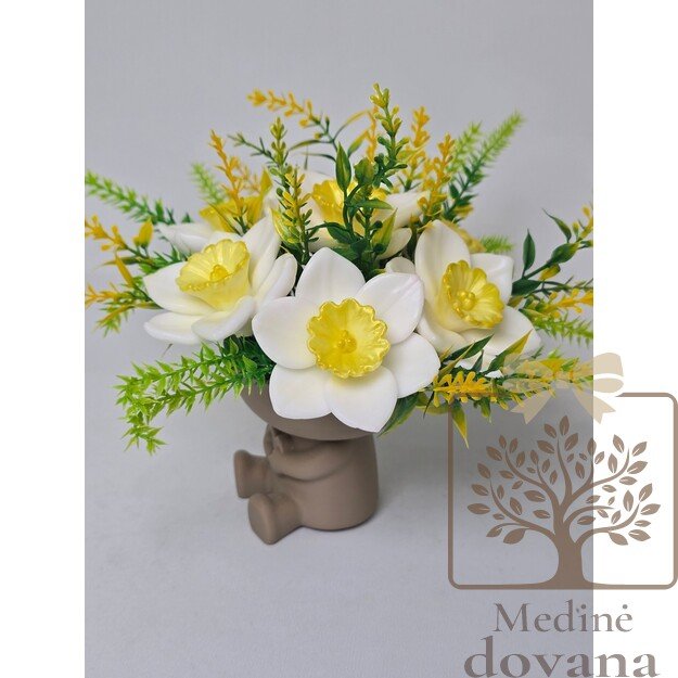 Pavasario šviesos dovana Mamai – elegantiška muilo gėlių kompozicija