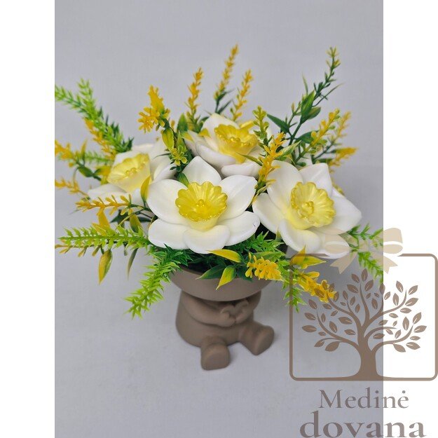 Pavasario šviesos dovana Mamai – elegantiška muilo gėlių kompozicija