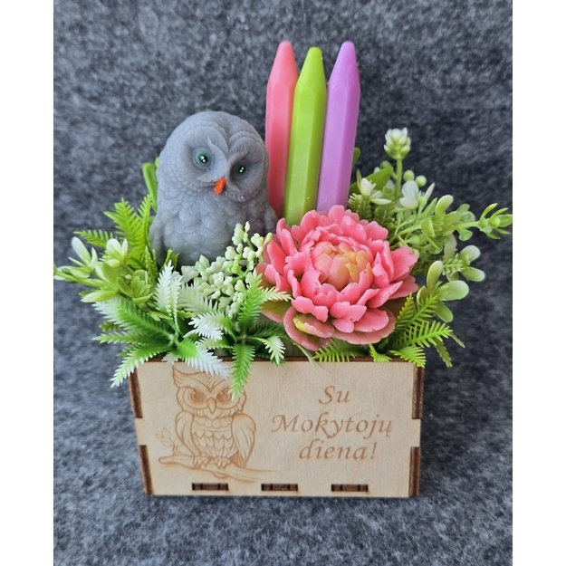 Dekoratyvinė muilo gėlių puokštė „Mokytojų dienos žiedas“ Nr.67