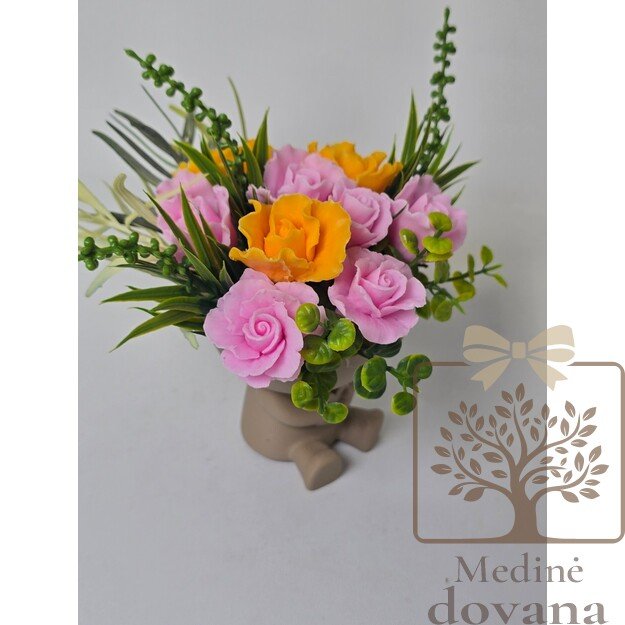 Saulėtas pavasario akcentas Mamai – spalvinga muilo gėlių dovana