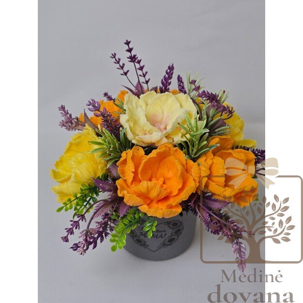 Ryški muilo gėlių kompozicija Mamai