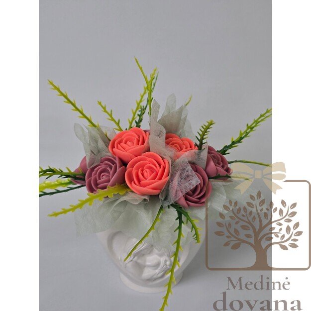 Rožytės mamos ir vaiko vazoje