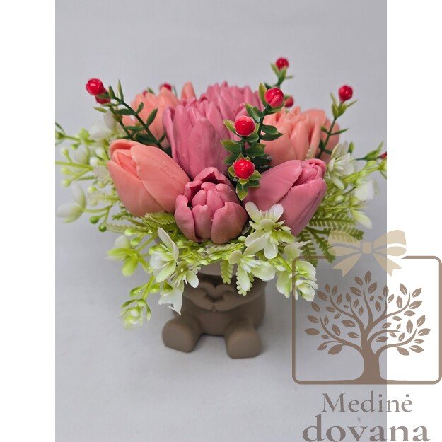 Švelni pavasario akimirka Mamai – subtili muilo gėlių dovana