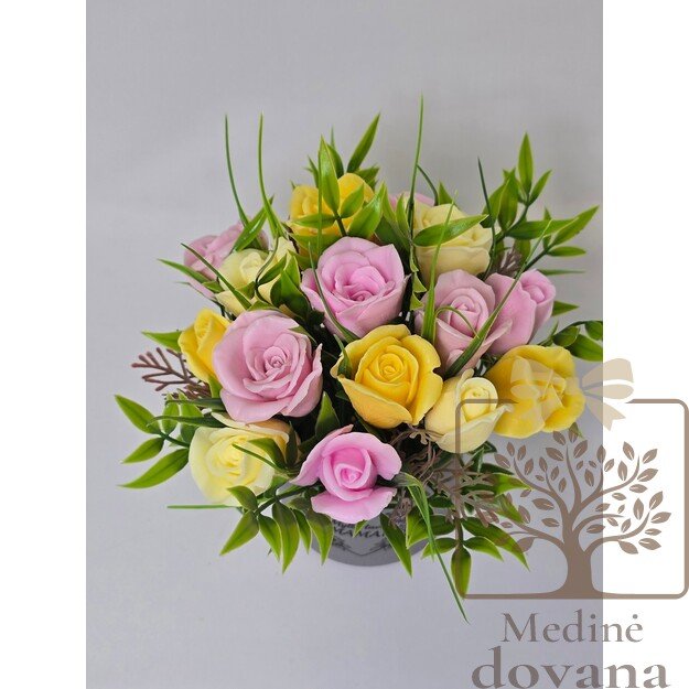 Švelni muilo gėlių kompozicija