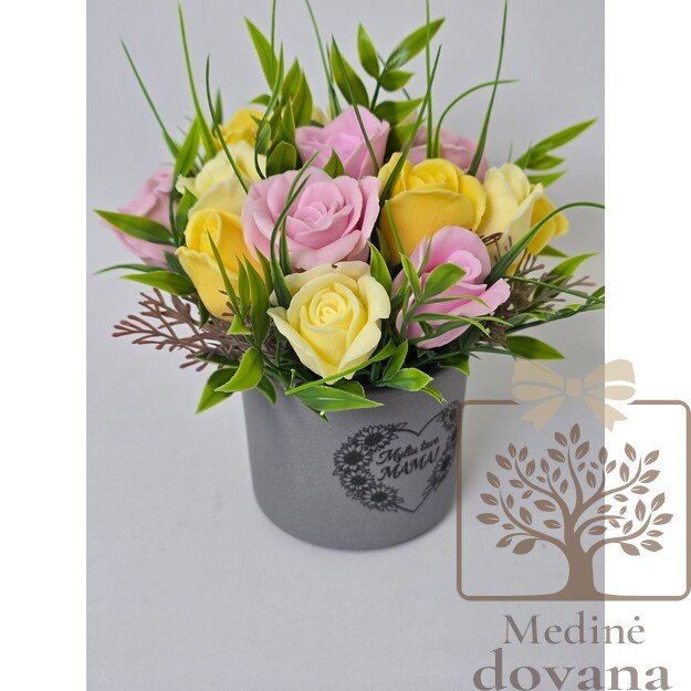 Švelni muilo gėlių kompozicija