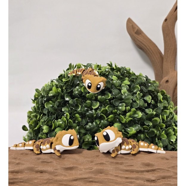 3D judantis gekonas „Dėmėtasis Smalsutis“