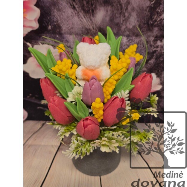 „Meškiuko šiluma tarp pavasario žiedų“ 1