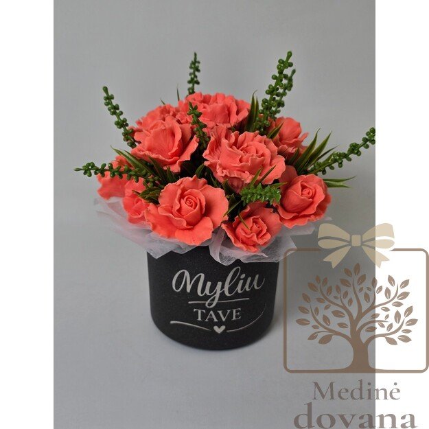 Dovaną su žinute – Myliu Tave