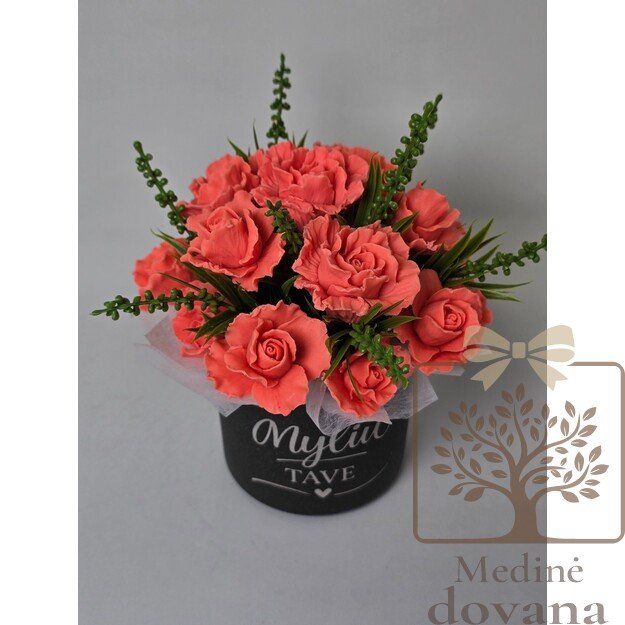 Dovaną su žinute – Myliu Tave