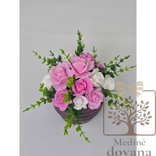 Rožinių muilo gėlių kompozicija „Švelni akimirka“